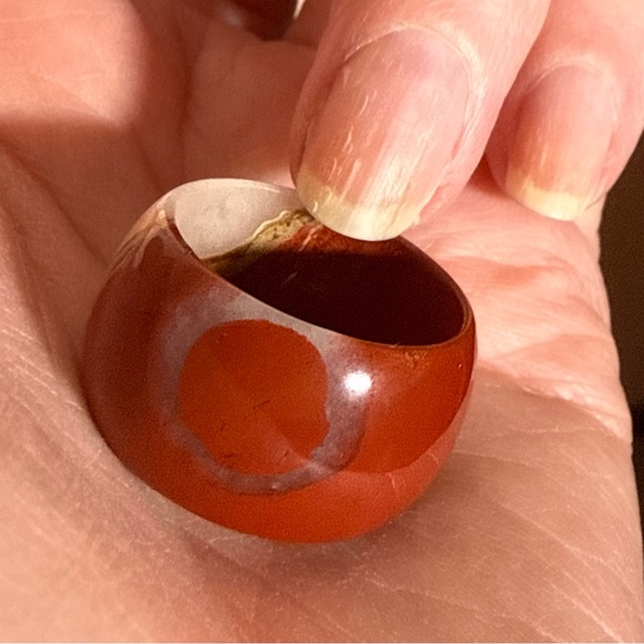 Vintage carnelian and white quartz Solid Stone Wide Band Ring - Picture 10 of 16